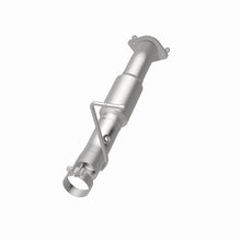 Load image into Gallery viewer, Magnaflow Conv DF 2001-2006 Chevrolet Silverado 3500
