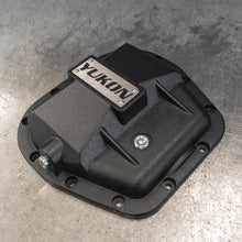 Load image into Gallery viewer, Yukon Gear 97-17 Ford E150 9.75in Rear Differentials Hardcore Cover
