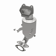Load image into Gallery viewer, Magnaflow 14-16 Ram ProMaster 1500/2500/3500 V6 3.6L CARB Compliant DirectFit Catalytic Converter
