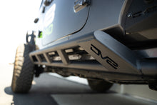 Load image into Gallery viewer, DV8 Offroad 18-23 Jeep Wrangler JL 4 Door FS-15 Series Rock Sliders
