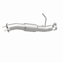 Load image into Gallery viewer, Magnaflow Conv DF 2001-2006 Chevrolet Silverado 3500
