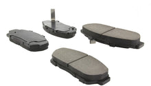 Load image into Gallery viewer, StopTech Performance 93-95 Honda Civic Coupe / 94-95 Civic Hatchback/Sedan Front Brake Pads
