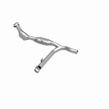 Load image into Gallery viewer, MagnaFlow Conv DF 99-00 Ford F-150 4.6L

