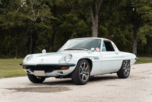 Load image into Gallery viewer, 1968 Cosmo Sport Re-Amemiya DEMO Car
