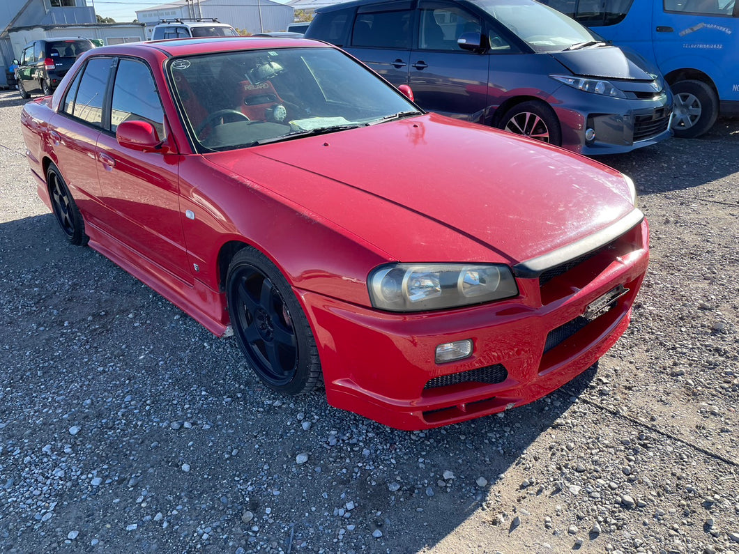 1998 Nissan Skyline GTT Arriving