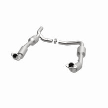 Load image into Gallery viewer, MagnaFlow Conv Direct Fit 2008+ Ford E-150 4.6L
