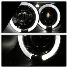 Load image into Gallery viewer, Spyder BMW Z4 03-08 Projector Headlights Xenon/HID Model Only - LED Halo Black PRO-YD-BMWZ403-HID-BK
