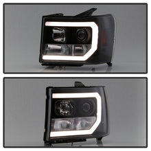Load image into Gallery viewer, Spyder GMC Sierra 1500/2500/3500 07-13 V2 Projector Headlights- Black PRO-YD-GS07V2-LBDRL-BK
