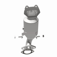 Load image into Gallery viewer, Magnaflow 14-16 Ram ProMaster 1500/2500/3500 V6 3.6L CARB Compliant DirectFit Catalytic Converter
