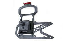 Load image into Gallery viewer, DV8 Offroad 2018+ Jeep Wrangler JL Tailgate Mounted Tire Carrier

