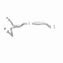 Load image into Gallery viewer, MagnaFlow Conv DF 00-05 Chevy Blazer / 00-05 GMC Jimmy / 00-01 Olds Bravada 4.3L 4dr 2WD
