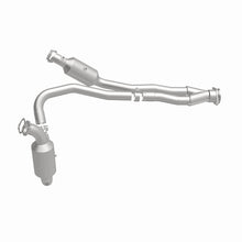 Load image into Gallery viewer, Magnaflow Conv DF 2015-2017 Transit-150 V6 3.5 OEM Underbody
