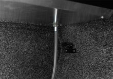 Load image into Gallery viewer, Roll-N-Lock 2021 Ford F-150 78.9in E-Series Retractable Tonneau Cover
