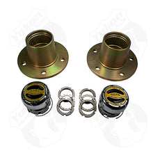Load image into Gallery viewer, Yukon Gear 73-81 Scout Front Hub Conversion Kit to 5x5.5in Bolt Pattern
