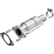 Load image into Gallery viewer, MagnaFlow Conv DF 2009-2013 Malibu L4 2.5L SS Direct Fit Catalytic Converter
