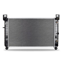 Load image into Gallery viewer, Mishimoto Cadillac Escalade Replacement Radiator 2002-2004
