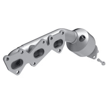 Load image into Gallery viewer, MagnaFlow Conv DF 2009 Kia Borrego 3.8L Passenger Side
