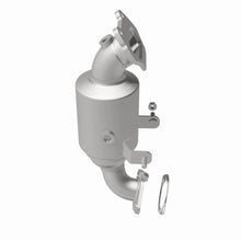Load image into Gallery viewer, Magnaflow 14-16 Ram ProMaster 1500/2500/3500 V6 3.6L CARB Compliant DirectFit Catalytic Converter
