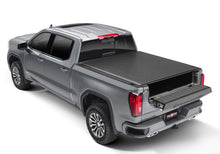 Load image into Gallery viewer, Truxedo 20-21 GM 1500 (New Body) w/ CarbonPro Bed 5ft 9in Lo Pro Bed Cover
