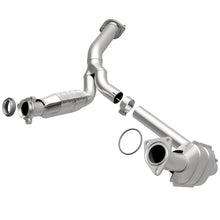 Load image into Gallery viewer, MagnaFlow Conv DF 07-09 Chevy/GMC Silverado/Suburban/Sierra/Tahoe/Yukon
