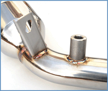 Load image into Gallery viewer, Invidia 09+ Nissan 370Z / Infiniti G37 60mm High Flow Cat w/ Bracket
