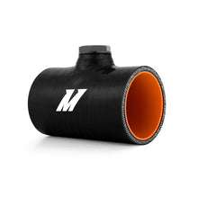 Load image into Gallery viewer, Mishimoto 2.5in Black Silicone Coupler w/ 1/8in NPT Bung
