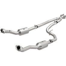 Load image into Gallery viewer, MagnaFlow 20-21 Ford Transit-150 Single Underbody V6 3.5L RWD Direct-Fit Catalytic Converter
