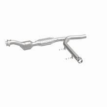 Load image into Gallery viewer, MagnaFlow Conv DF 97-98 Ford Trucks 4.6L
