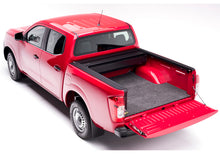 Load image into Gallery viewer, Retrax 05-up Frontier King 6ft Bed / 07-up Crew Cab (w/ or w/o Utilitrack) RetraxPRO MX
