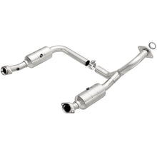 Load image into Gallery viewer, MagnaFlow Conv DF 06-09 Ford Explorer 4.6L Y-Pipe Assy/07-09 Explorer Sport Trac 4.6L
