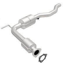 Load image into Gallery viewer, MagnaFlow Conv DF 02 Volkswagen Eurovan 2.8L
