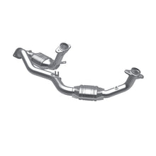 Load image into Gallery viewer, MagnaFlow Conv DF 96-99 Ford Taurus3.0L 50S
