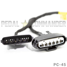 Load image into Gallery viewer, Pedal Commander Mitsubishi Montero/L200 Throttle Controller
