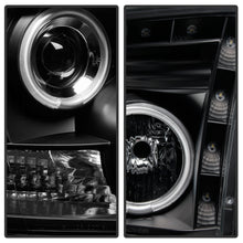 Load image into Gallery viewer, Spyder Dodge Ram 1500 09-14 Projector Headlights Halogen- CCFL Halo LED - Blk PRO-YD-DR09-CCFL-BK
