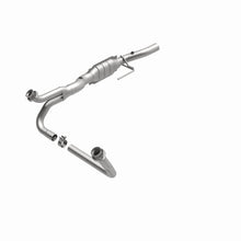 Load image into Gallery viewer, MagnaFlow Conv DF 00-01 Dodge Ram 3500 Van

