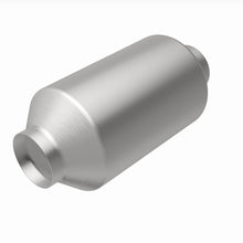 Load image into Gallery viewer, MagnaFlow GM 3500/4500 HD 6.0L 3in Universal Converter
