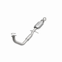 Load image into Gallery viewer, MagnaFlow Conv DF 2001 Saturn S Series 1.9L
