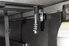 Load image into Gallery viewer, Extang 14-16 Toyota Tundra (6.5ft) (Works w/o Rail System) Solid Fold 2.0
