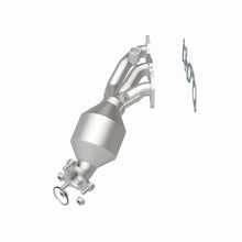 Load image into Gallery viewer, MagnaFlow Conv DF 01-04 Nissan Frontier Driver Side Manifold
