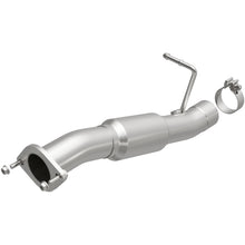 Load image into Gallery viewer, Magnaflow Conv DF 2001-2006 Chevrolet Silverado 3500
