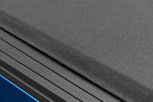 Load image into Gallery viewer, Lund 04-18 Ford F-150 (5.5ft. Bed) Genesis Elite Roll Up Tonneau Cover - Black
