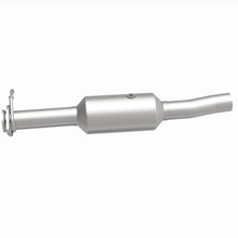 Load image into Gallery viewer, MagnaFlow 09-10 Ford F-550 Super Duty V10 6.8L Rear Underbody Direct Fit Catalytic Converter

