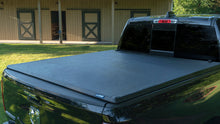 Load image into Gallery viewer, Lund 99-07 Chevy Silverado 1500 (8ft. Bed) Genesis Tri-Fold Tonneau Cover - Black
