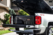 Load image into Gallery viewer, UnderCover 2022 Nissan Frontier Ext/Crew All Beds Passenger Side Swing Case - Black Smooth
