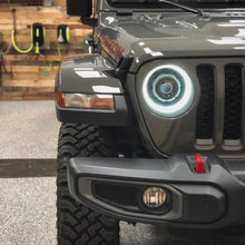 Load image into Gallery viewer, Oracle Oculus Bi-LED Projector Headlights for Jeep JL/Gladiator JT - Satin Silver - 5500K
