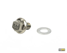 Load image into Gallery viewer, mountune 13-18 Ford Focus ST Magnetic Oil Drain Plug
