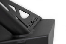 Load image into Gallery viewer, DV8 Offroad 07-23 Jeep Wrangler JK/JL &amp; Gladiator JT FS-15 Series Front Bumper
