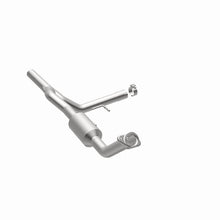 Load image into Gallery viewer, MagnaFlow Conv DF 07-08 Ford F-150 Pickup 5.4L P/S / 12/06-08 Lincoln Truck Mark LT 5.4L P/S
