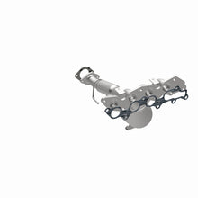 Load image into Gallery viewer, MagnaFlow 14-15 Ford Transit Connect OEM Grade Federal/EPA Compliant Manifold Catalytic Converter
