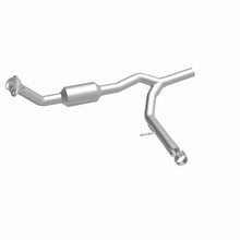 Load image into Gallery viewer, MagnaFlow Conv DF 07-08 Ford F-150 Pickup 5.4L P/S / 12/06-08 Lincoln Truck Mark LT 5.4L P/S
